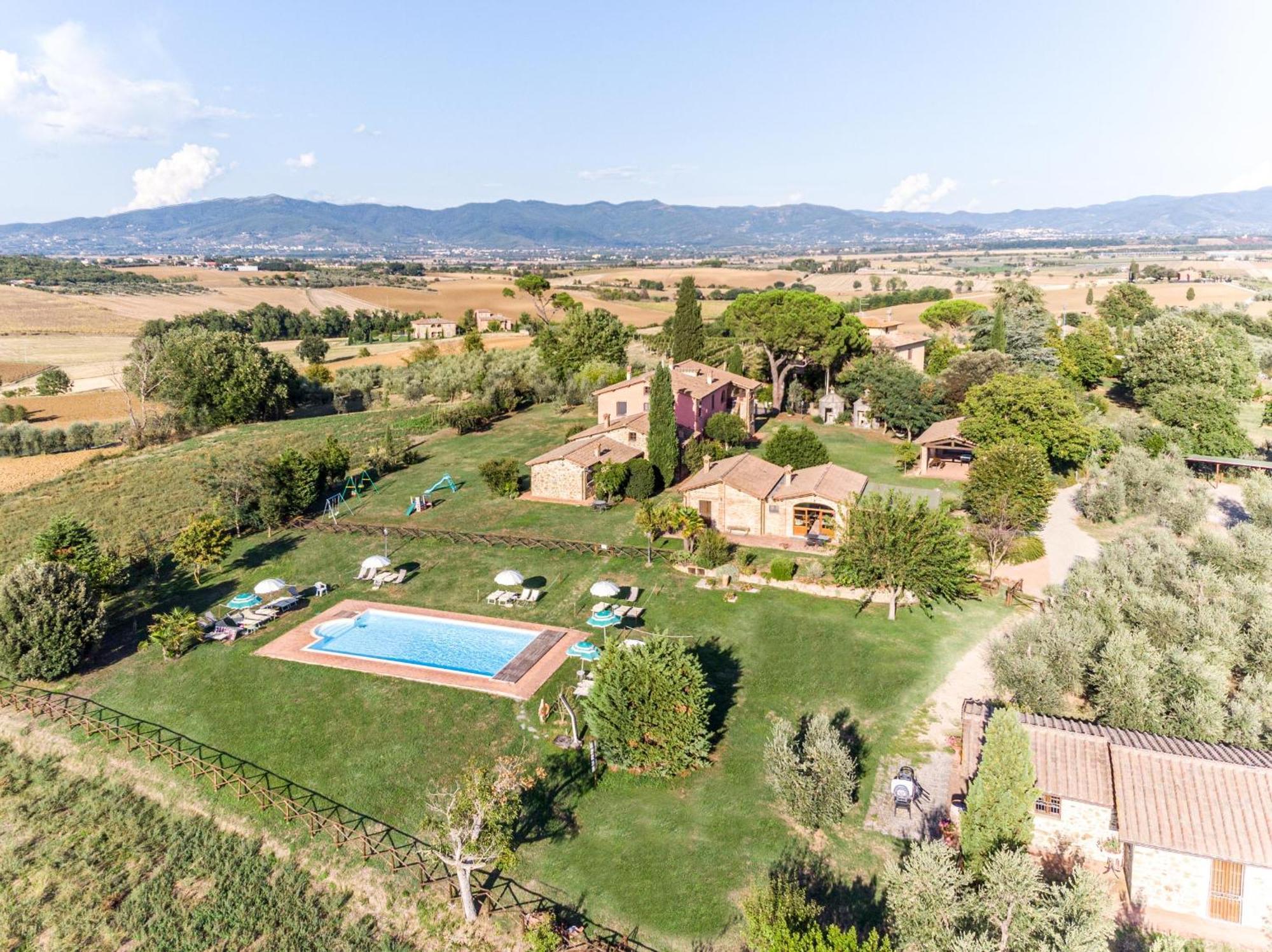 Il Querciolo - Azienda Biologica, Agriturismo E Cantina Marciano della Chiana Kültér fotó