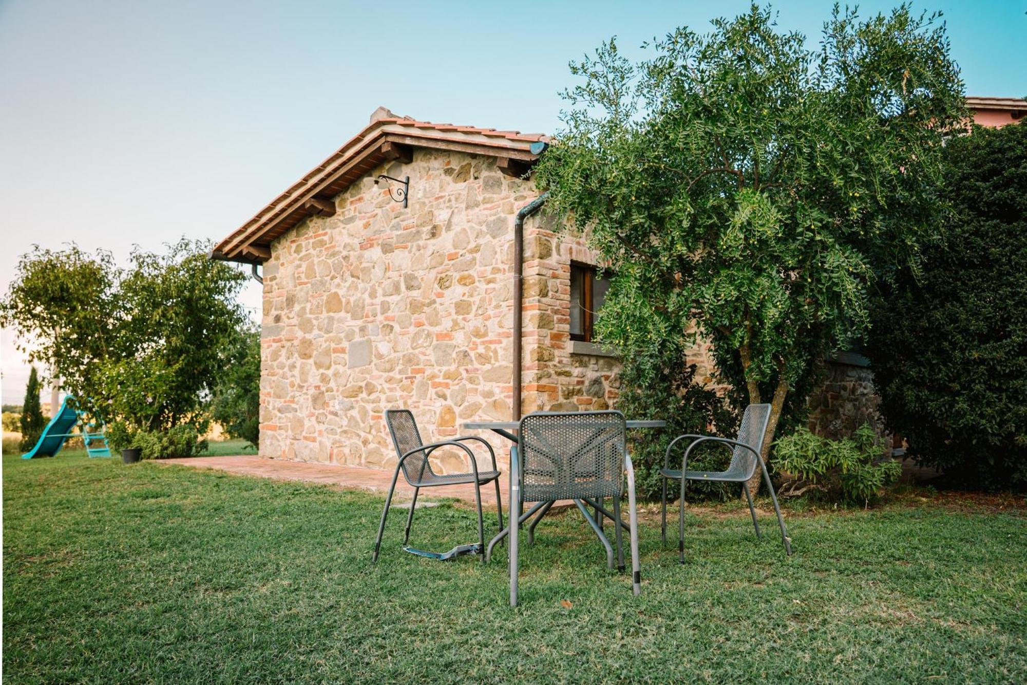 Il Querciolo - Azienda Biologica, Agriturismo E Cantina Marciano della Chiana Kültér fotó
